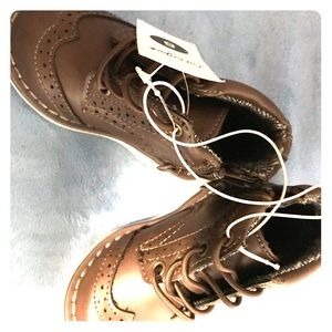 Cat & Jack boy’s oxfords